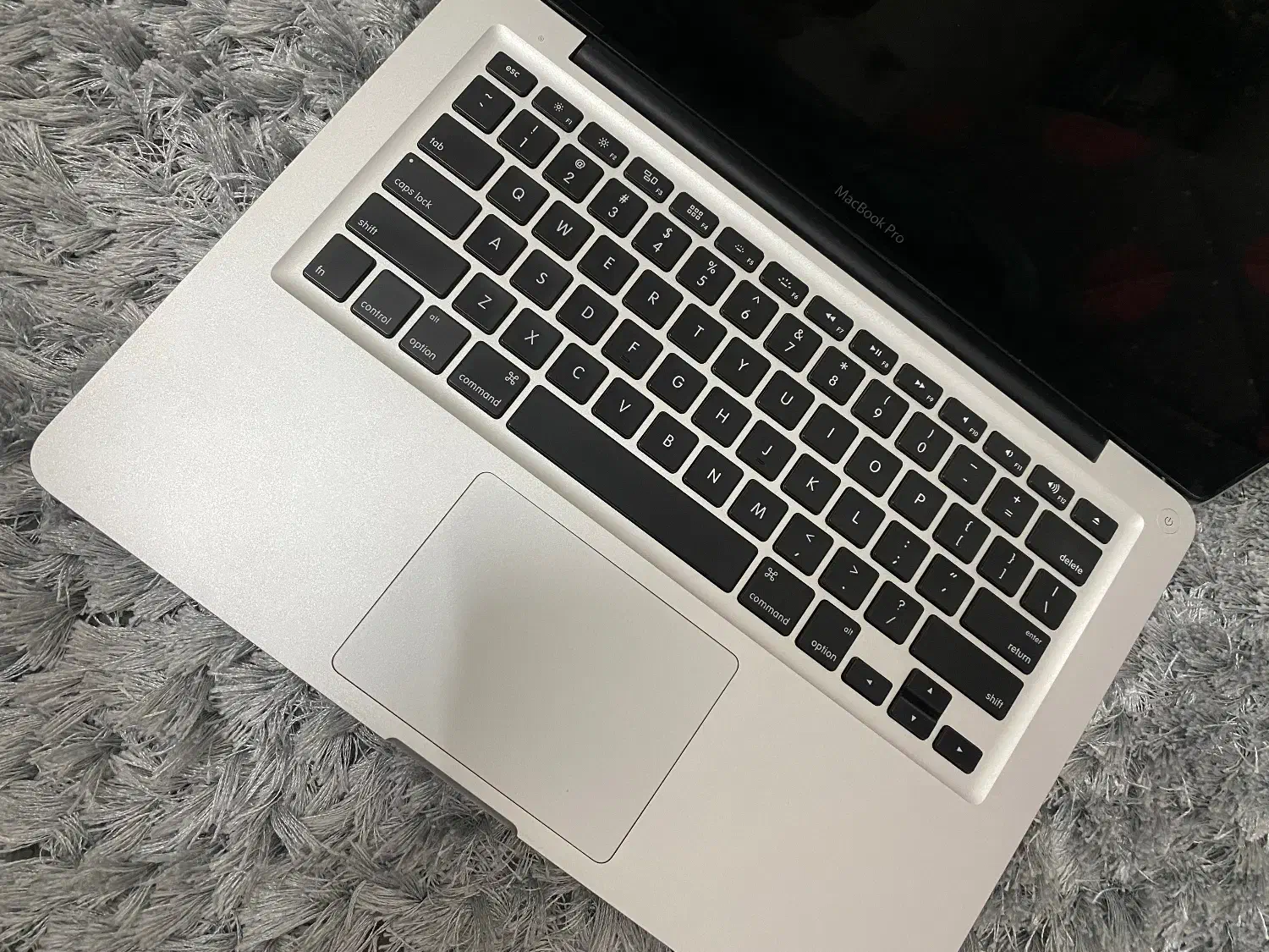 لبتاپ مک بوک پرو تمیز و نو|رایانه همراه|مشهد, فرهنگیان (شهرک غرب)|دیوار