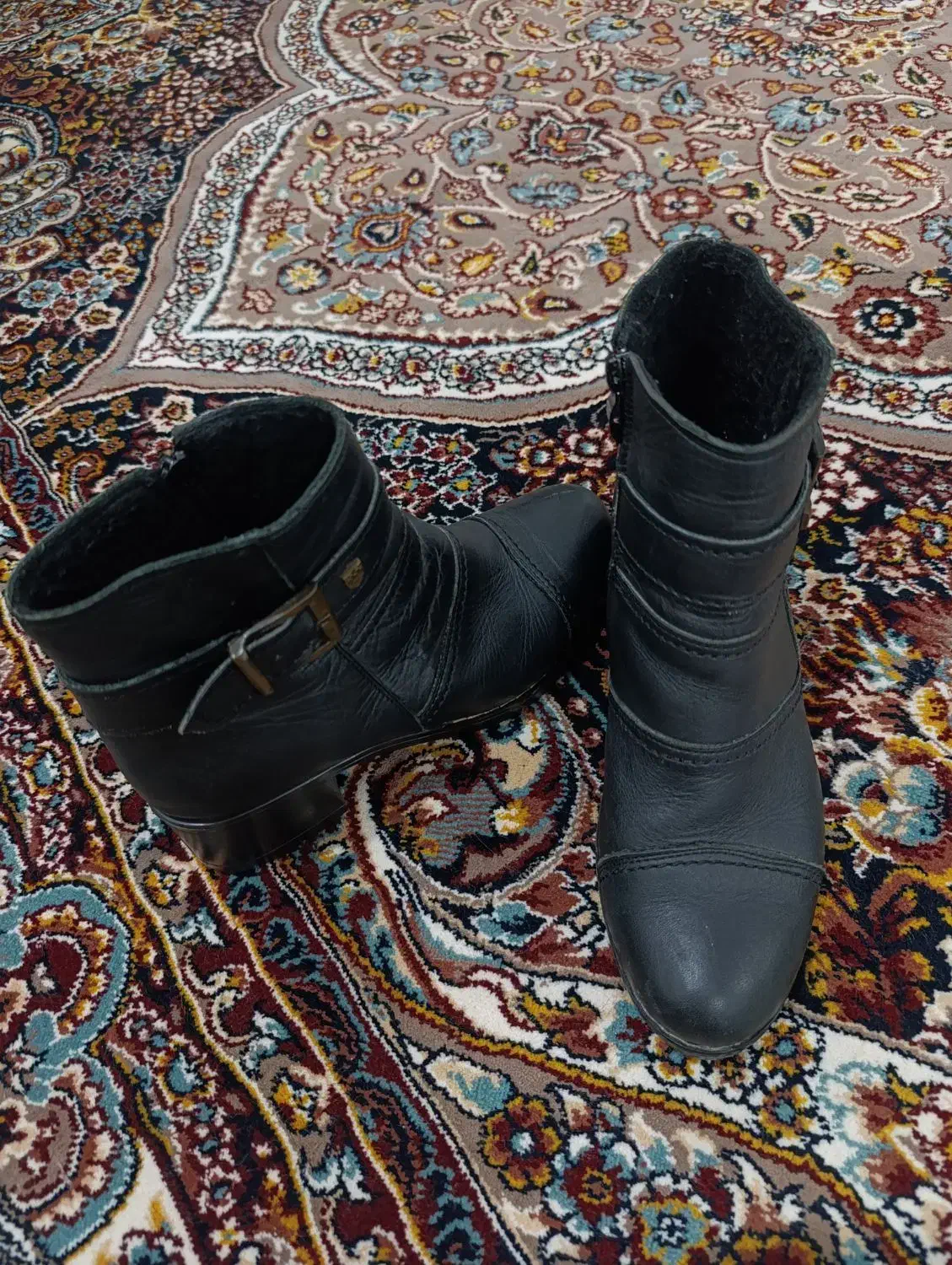 کفش چرم|کیف، کفش، کمربند|ایذه, |دیوار