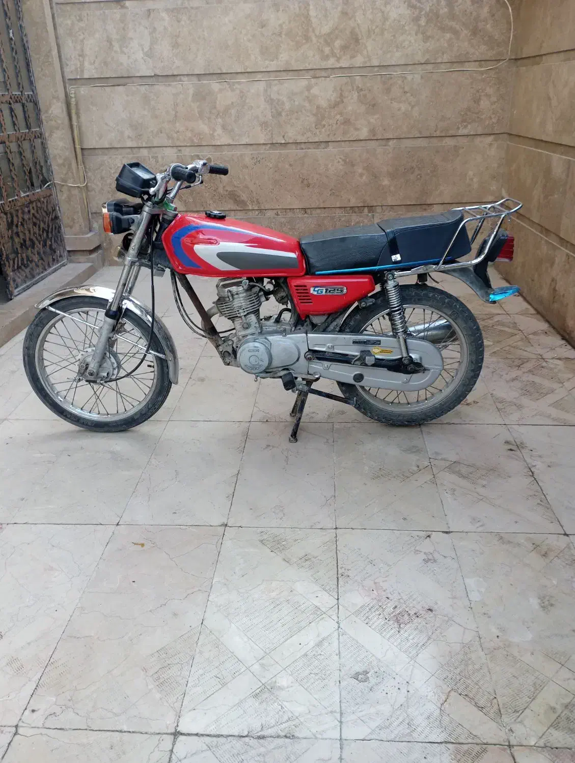 هندا ۱۲۵مزایده مدل ۹۰|موتورسیکلت|هشتگرد, شهرک ولیعصر (مصلی)|دیوار