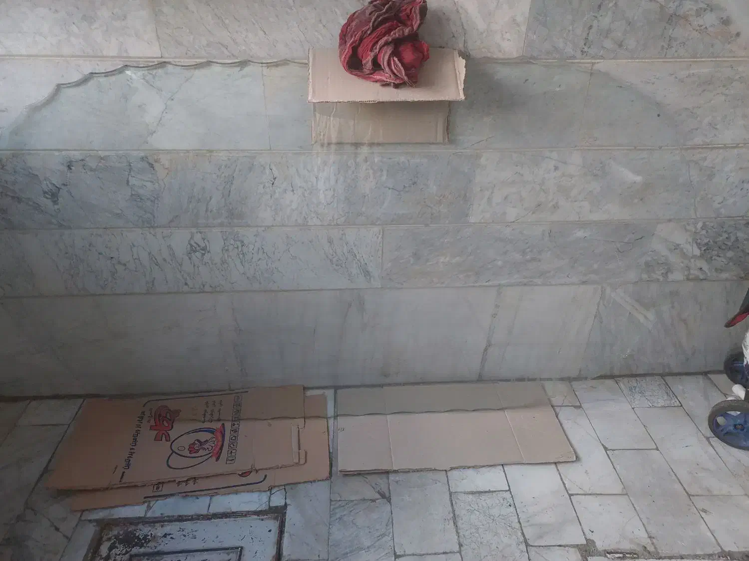 شیشه روی میز کاملا سالم|مصالح و تجهیزات ساختمان|تهران, یوسفآباد|دیوار