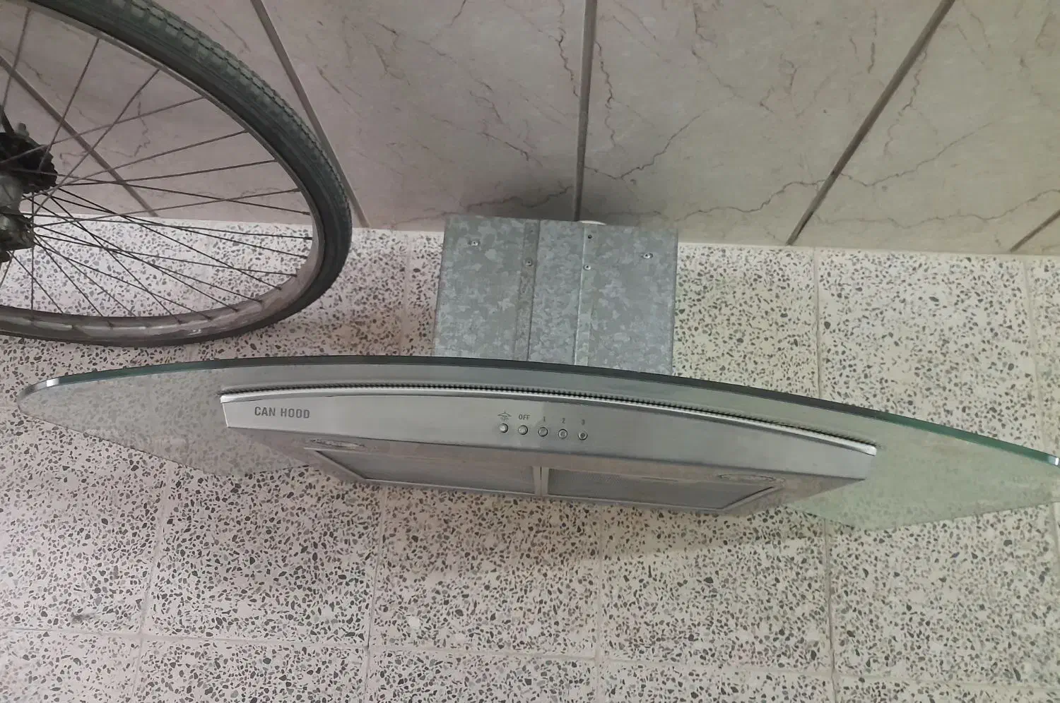 هود کن|هود|بروجرد, |دیوار