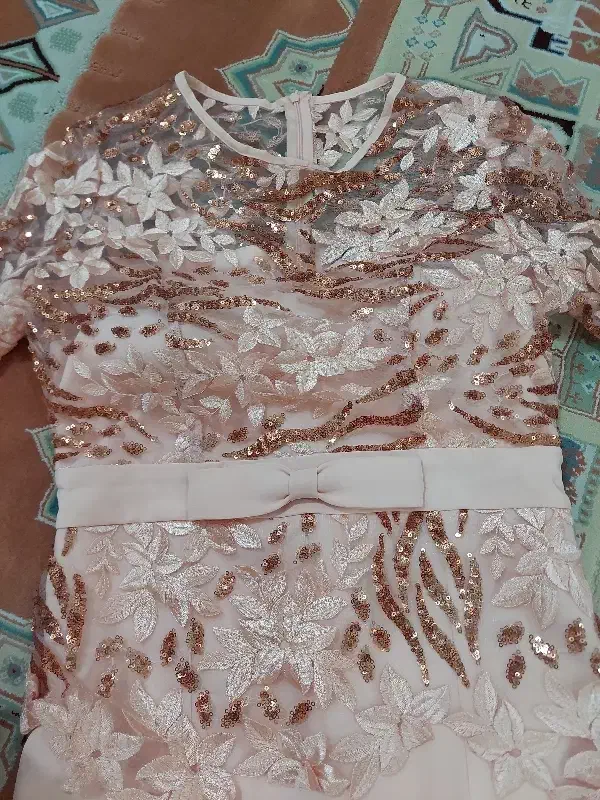 لباس مجلسی|لباس|ایلام, |دیوار