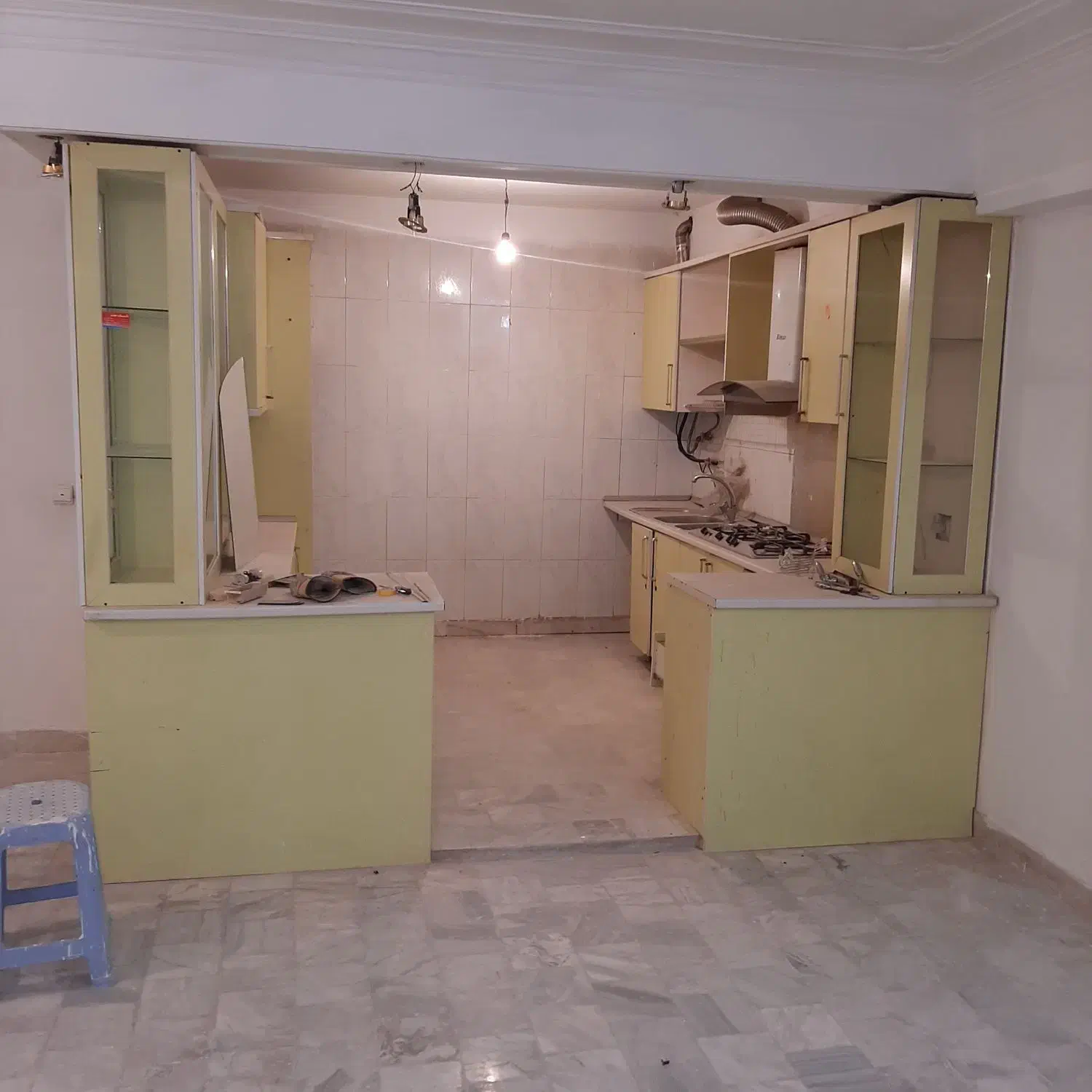 زیرزمین ۹۵متری شهرک بعثت برای کارگاه|اجارهٔ آپارتمان|تهران, شهرک بعثت|دیوار