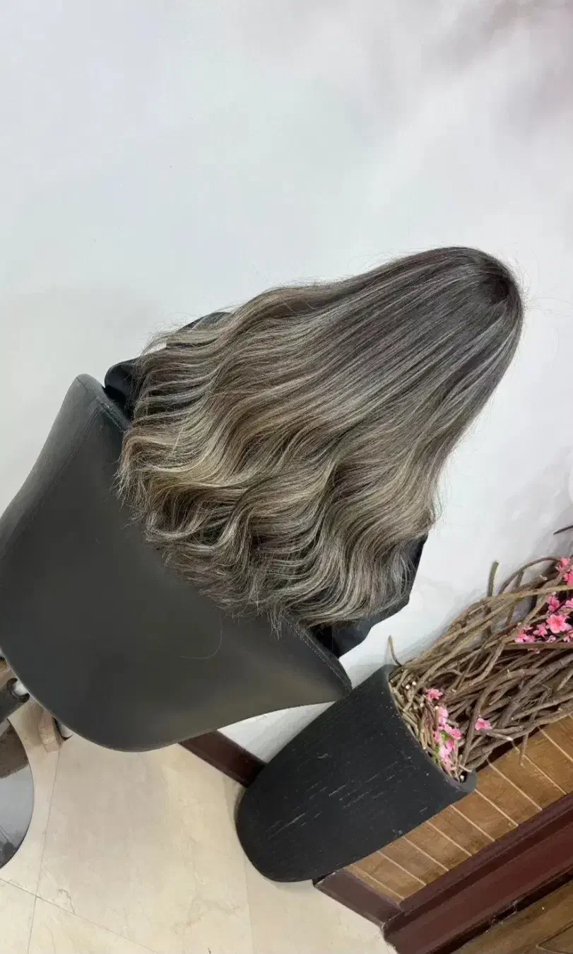 تخفیف فوق العاده فقط تا شب یلدا|خدمات آرایشگری و زیبایی|لنجان, |دیوار