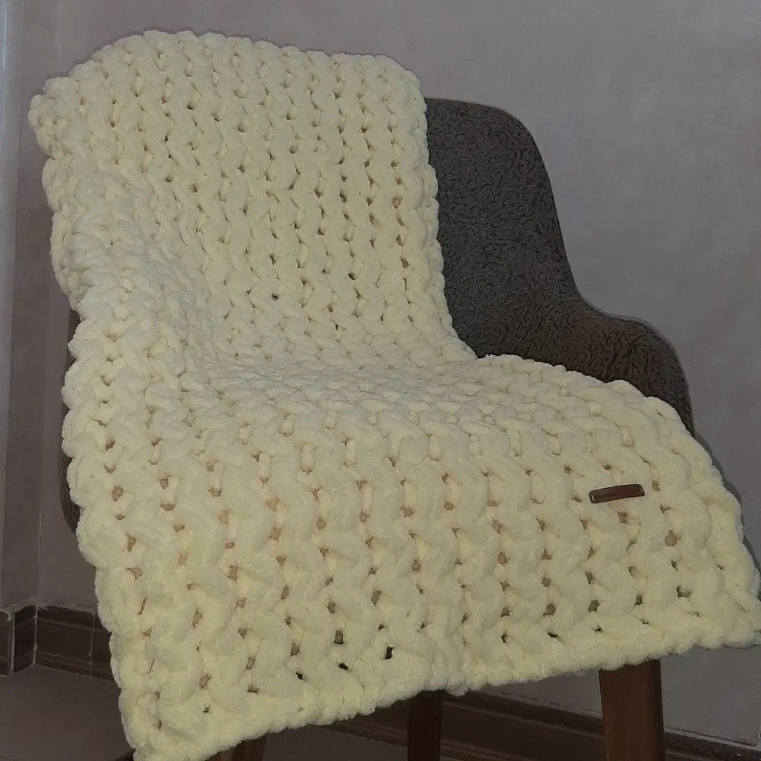 پتوی پافی دست باف برای سیسمونی و برای رو تختی|رختخواب، بالش، پتو|تبریز, |دیوار