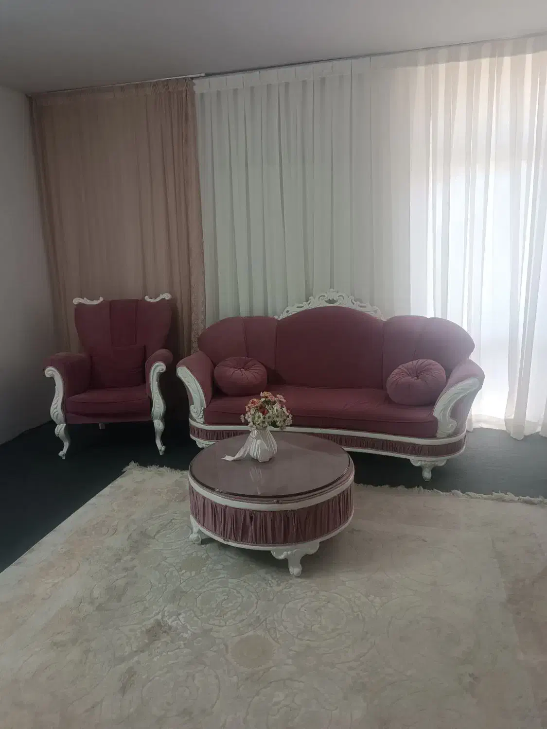 مبل هشت نفره سالم|مبلمان خانگی و میز عسلی|تهران, خزانه|دیوار