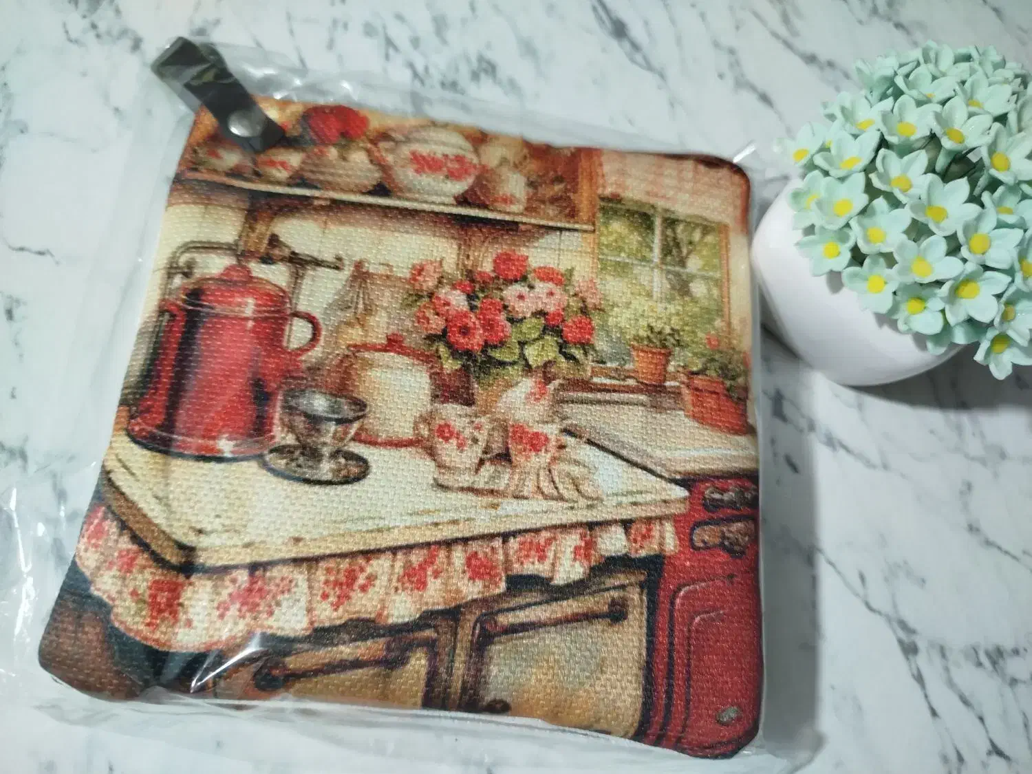 دستگیره پنلی|سفره، حوله، دستمال آشپزخانه|هشتگرد, فاز ۳ مهستان|دیوار