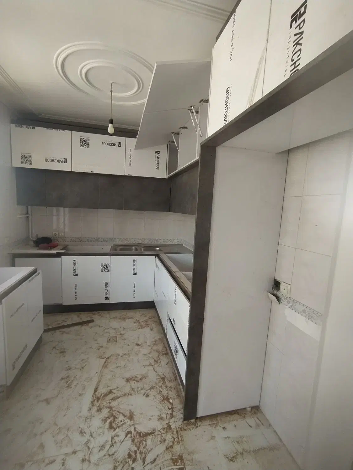 ساخت و نصب کابینت|خدمات پیشه و مهارت|اراک, |دیوار