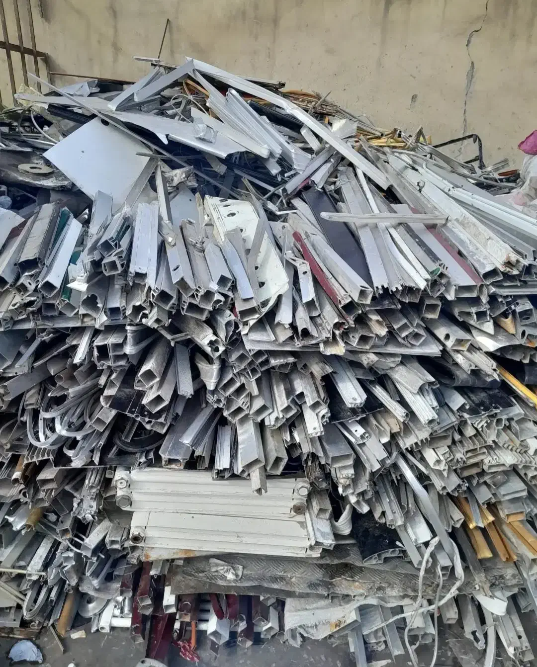 خرید ضایعات مس برنج آلمینیوم کارتن، آهن الات|خدمات پیشه و مهارت|زنجان, |دیوار