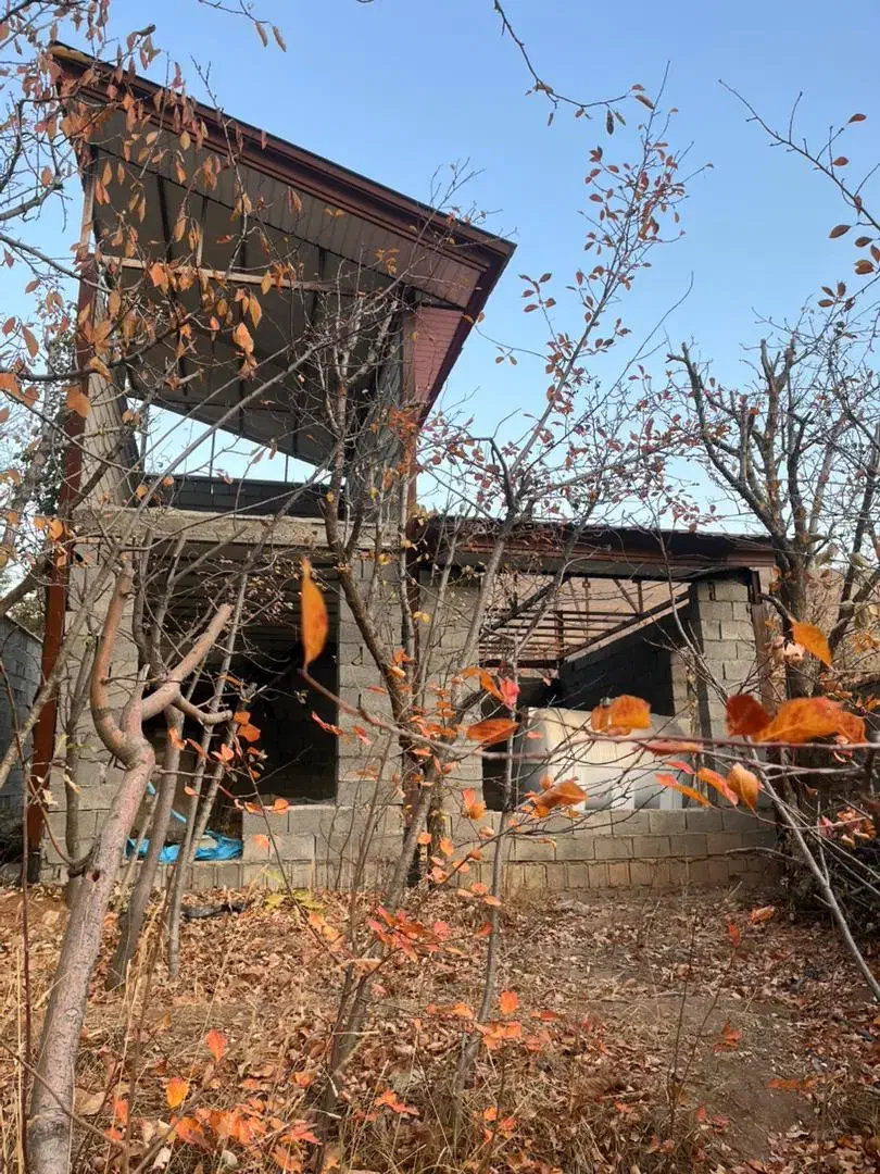 ویلا نیمه کاره روستای هرین(جاده چالوس)|فروش خانه و ویلا|آسارا, |دیوار