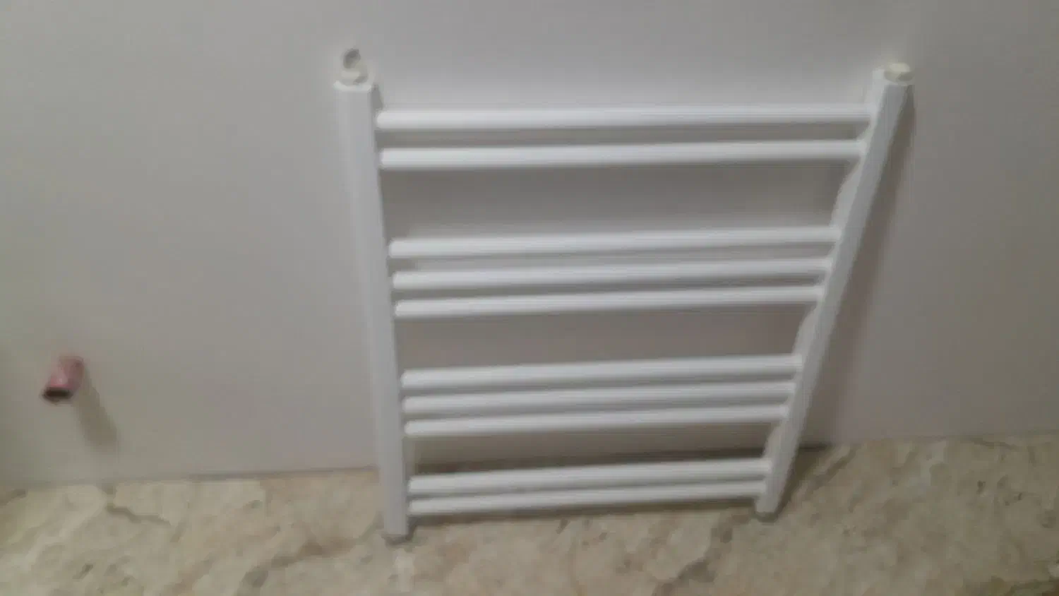 خشک کن حمام دکوراتیو کروم و سفید|لوازم حمام|لنگرود, |دیوار