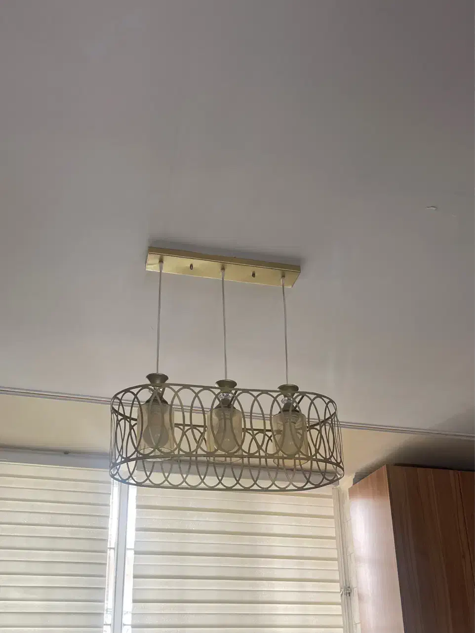 لوستر طلایی|لوستر و چراغ آویز|تبریز, |دیوار