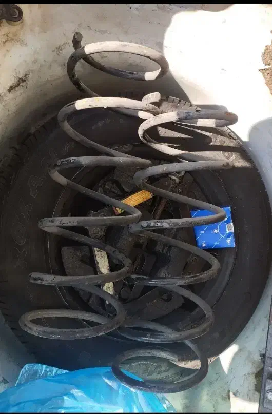 فنر لول پژو|قطعات یدکی و لوازم جانبی|شیراز, ده پیاله|دیوار