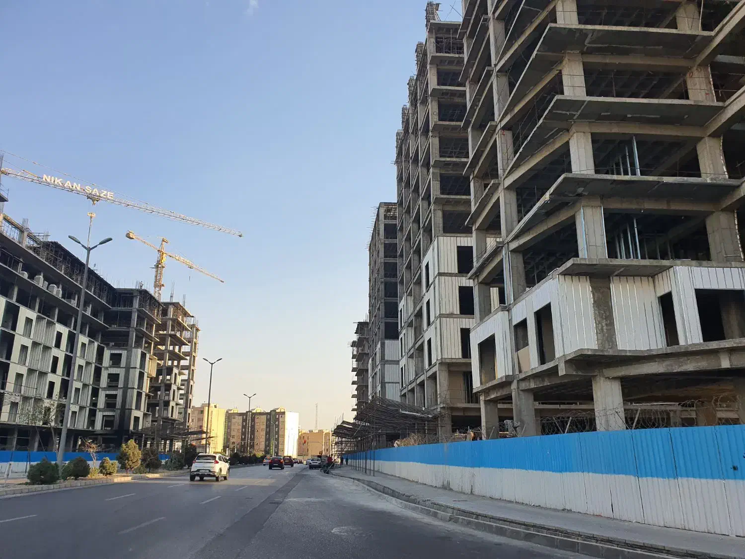 فروش واحد۱۷۶متری دونبش ویو و نور جنوب تریتیومVIP|فروش آپارتمان|تهران, شهرک یاس|دیوار