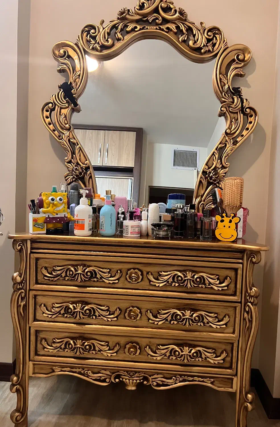 میز آرایش|جاکفشی، کمد، دراور|اصفهان, جلالیه|دیوار