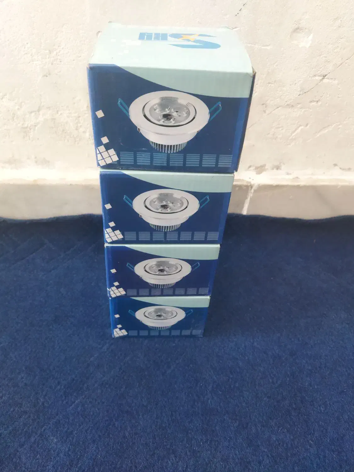 لامپ هالوژن نو|لامپ و چراغ|سیرجان, |دیوار