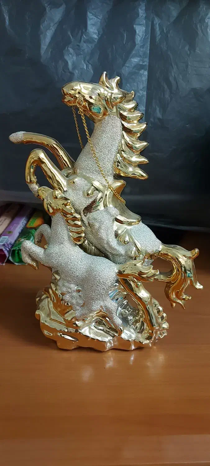 مجسمه وطاووس|مجسمه، تندیس، ماکت|تهران, باغ خزانه|دیوار