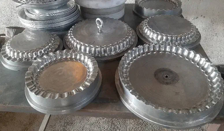 قالب سینی لب کنگره طرح دار|ماشینآلات صنعتی|اراک, |دیوار