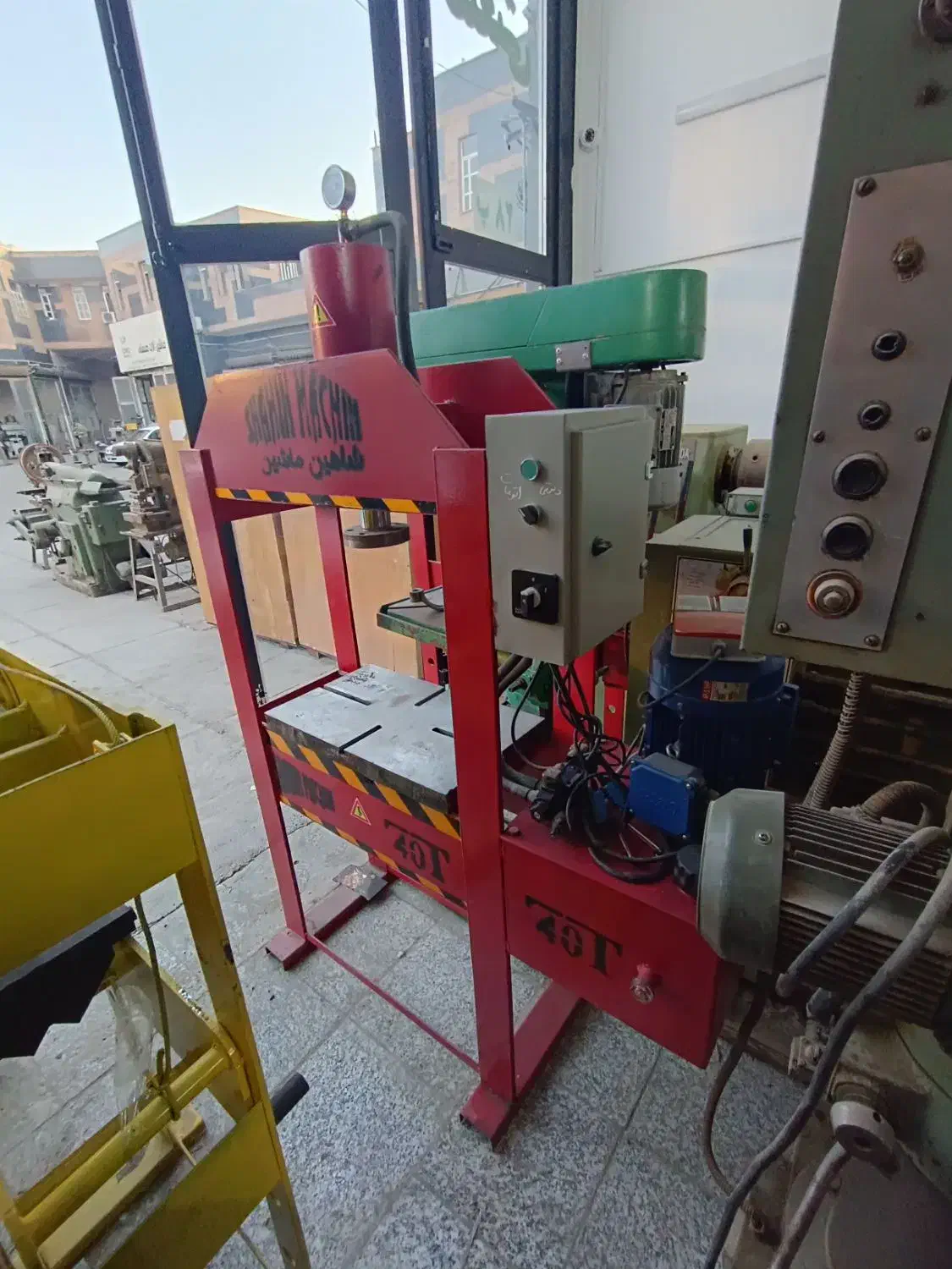 پرس هیدرولیک ۳۰تن دستی مکانیکی|ماشین‌آلات صنعتی|تهران, هفده شهریور|دیوار