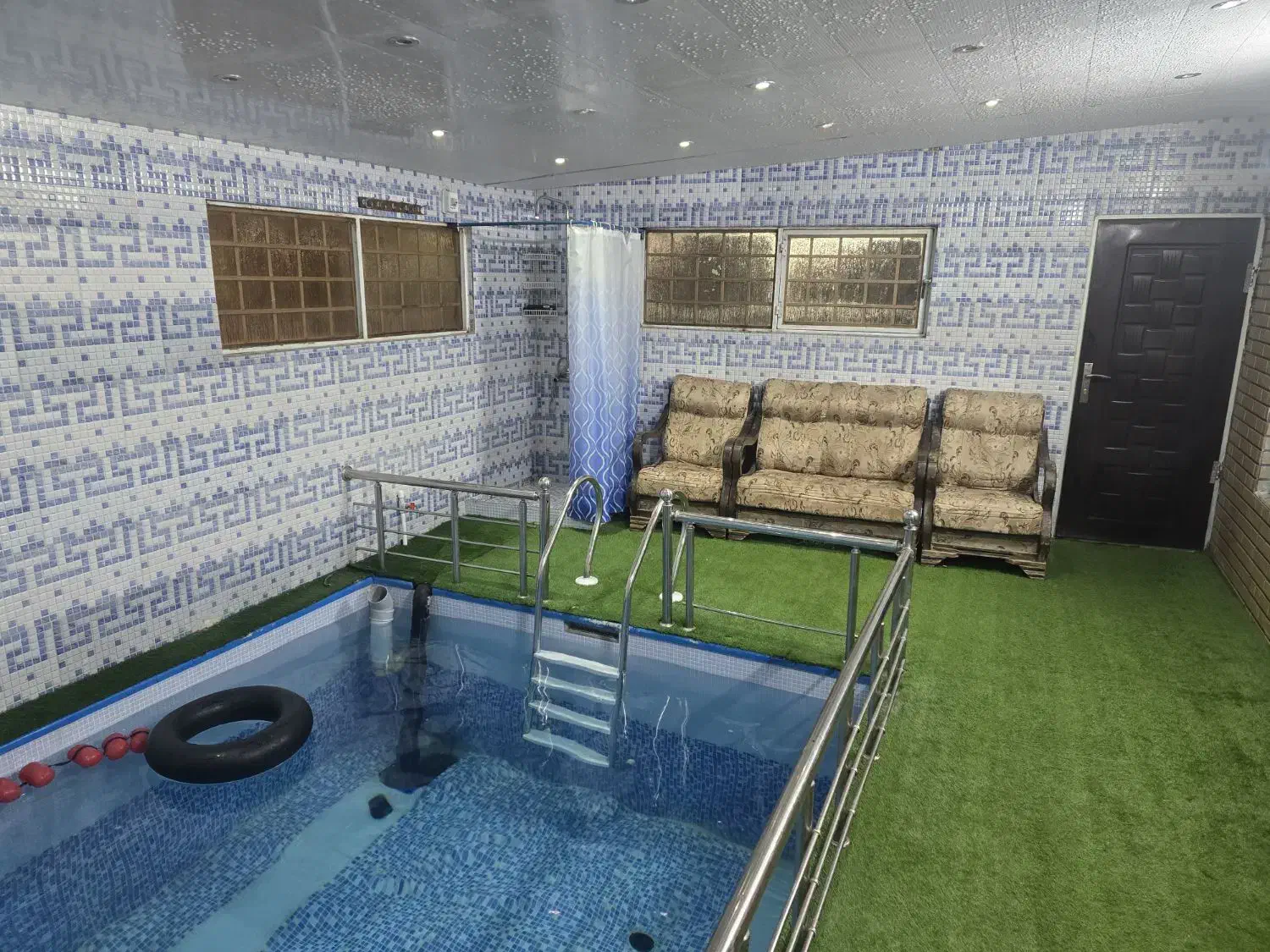 اجاره باغ ویلا استخر آبگرم|اجارهٔ کوتاه‌مدت ویلا و باغ|فلاورجان, |دیوار