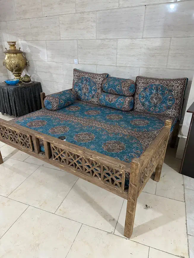 تخت و میز و صندلی چوبی|کافیشاپ و رستوران|کرج, کمالشهر|دیوار