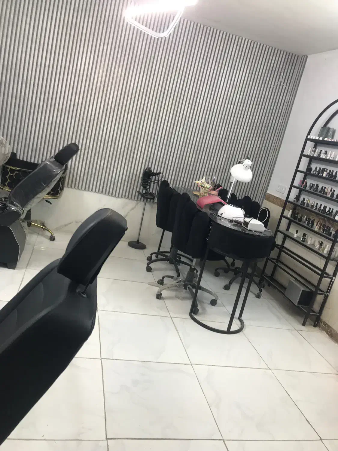 اجاره لاین  زیبایی|آرایشگاه و سالن‌های زیبایی|مشهد, شهید قربانی|دیوار