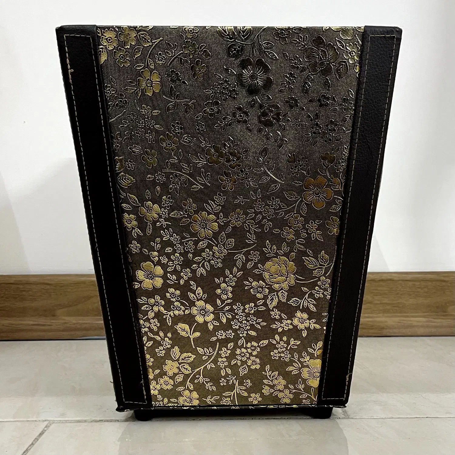 وسایل منزل / میز / تابلو / ظرف برنز|مبلمان خانگی و میز عسلی|قم, پردیسان|دیوار