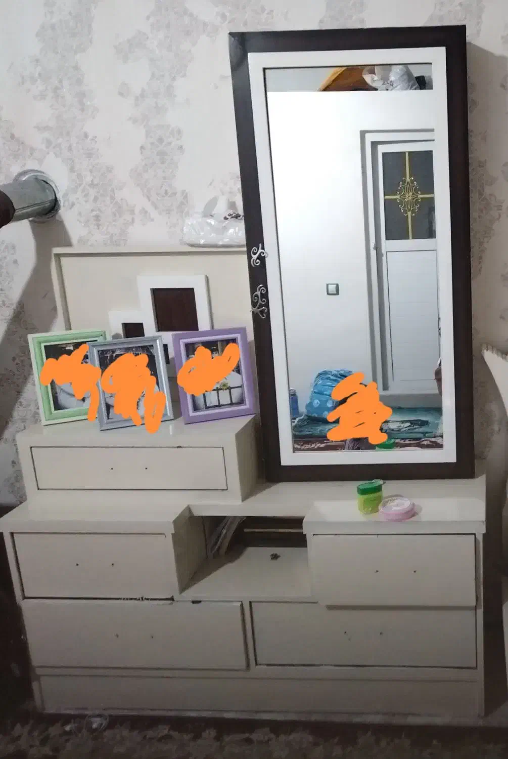 تخت ومیزارایشی قمت 15میلیون|تخت و سرویس خواب|چناران, |دیوار