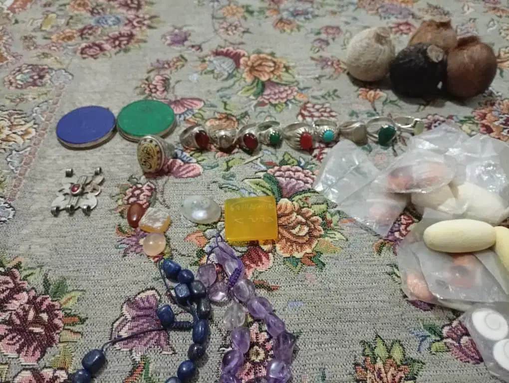 انگشترهاینقره.نگین.مدال.آویز|جواهرات|تبریز, |دیوار