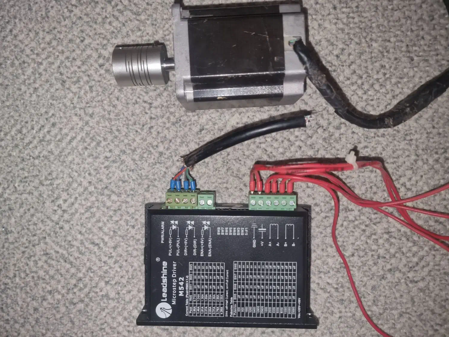 سرو موتور با کنترولر|ماشینآلات صنعتی|پردیس, فاز ۴|دیوار