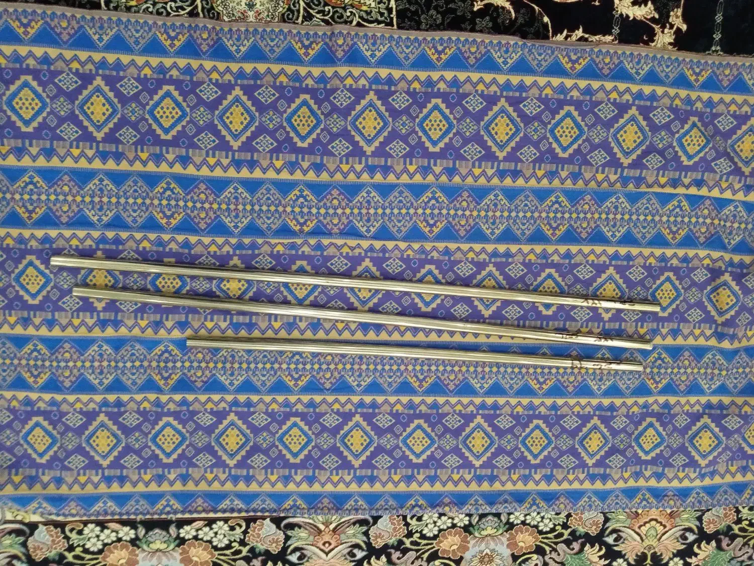 میله وسط چوب لباسی|جاکفشی، کمد، دراور|صومعهسرا, |دیوار