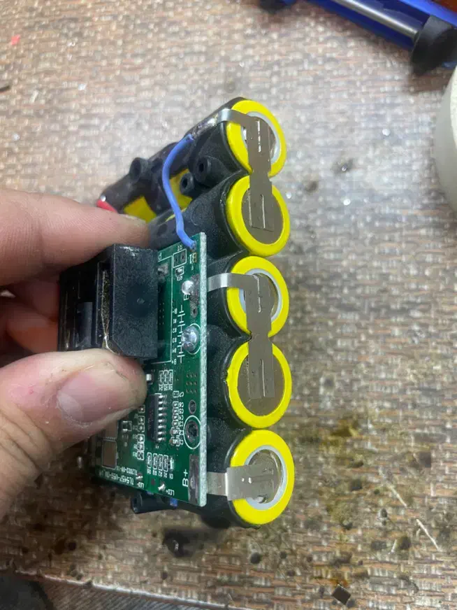 تعمیر،تعمیرات باطری دریل شارژی،باتری دریل شارژی|خدمات پیشه و مهارت|چهاردانگه (تهران), |دیوار