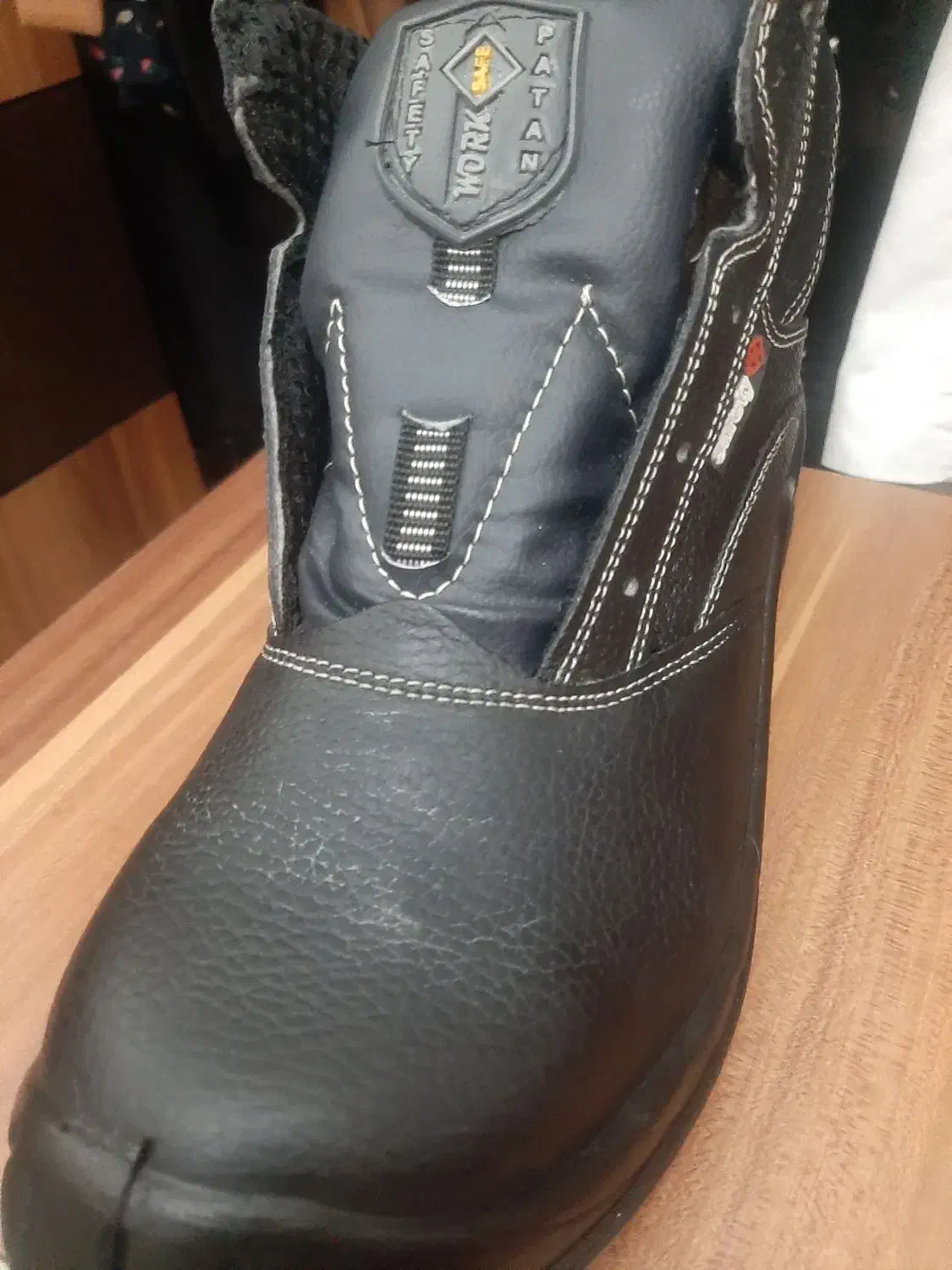 کفش ضد برق اهنی|کیف، کفش، کمربند|فردیس, فردیس|دیوار