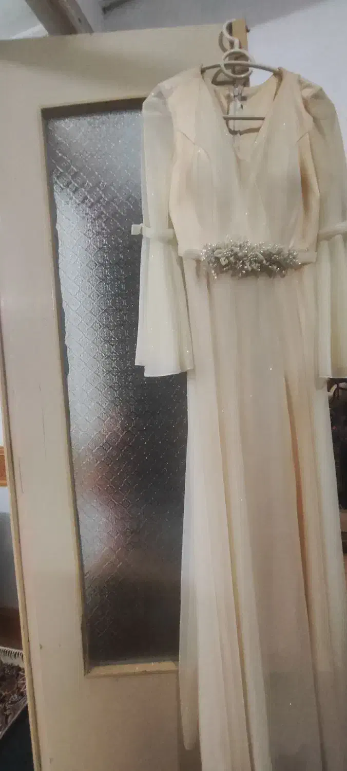 لباس مجلسی  فقط یکبار پوشیده شده|لباس|قم, شهرک مهدیه (مدرس)|دیوار