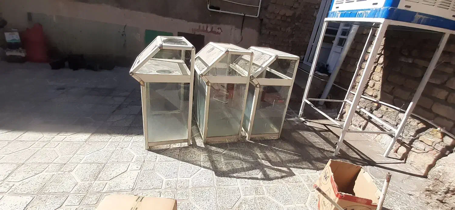 قفسه باسکول سبد مرغ ویترین آلومینیوم|فروشگاه و مغازه|کوهدشت, |دیوار