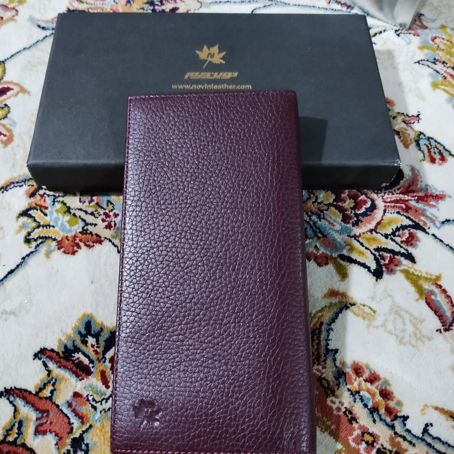 داخل کتی نوین چرم رنگ زرشکی خوش رنگ|کیف، کفش، کمربند|کرج, کوی فرهنگ|دیوار