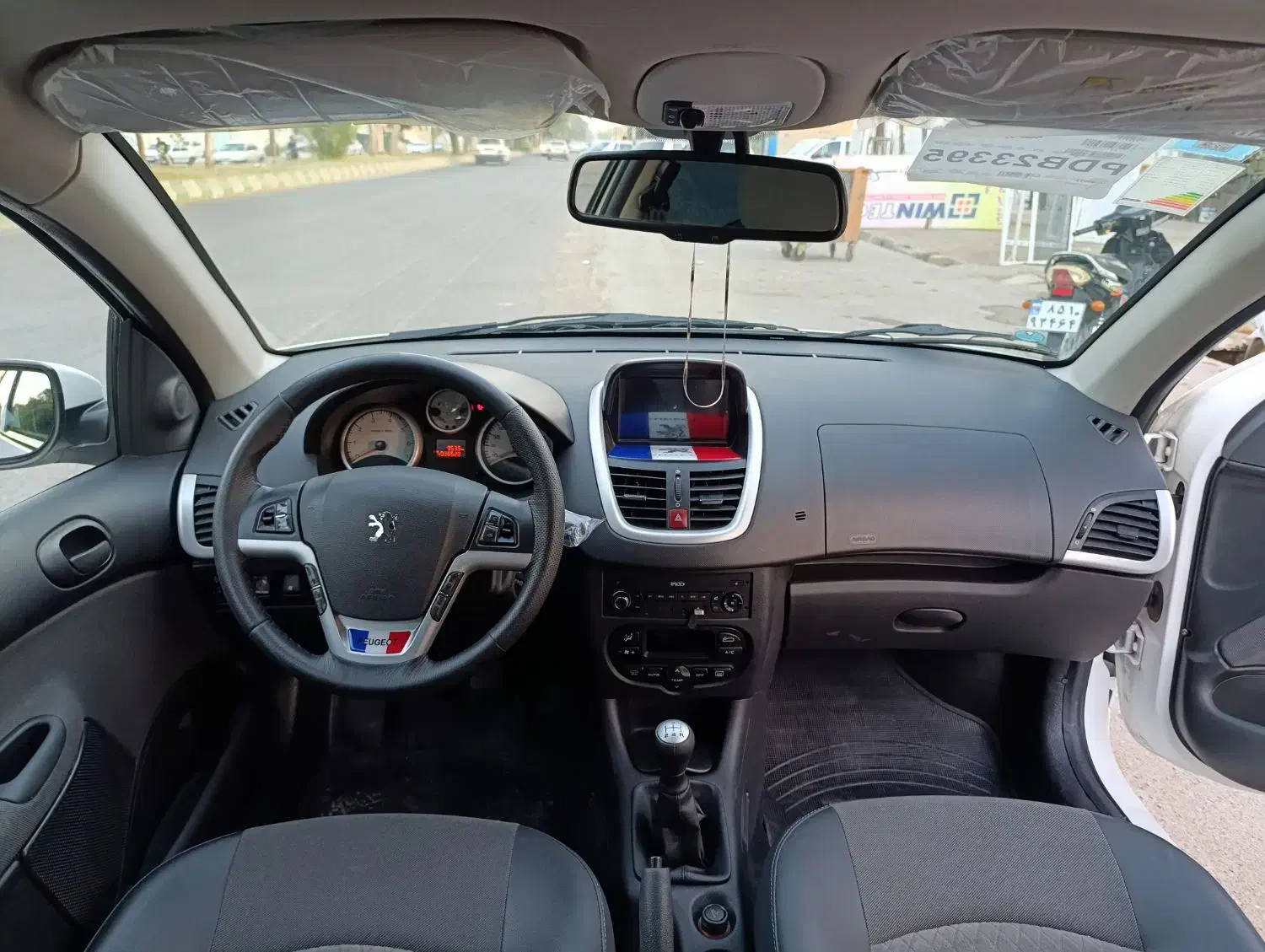 207پانا402|خودرو سواری و وانت|دزفول, |دیوار