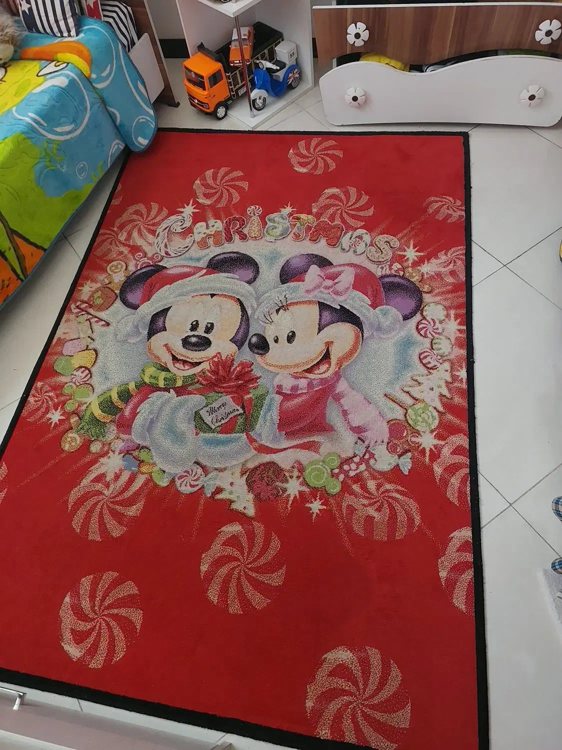 فرش اتاق کودک 4 متری|فرش|اصفهان, شهرک میلاد|دیوار