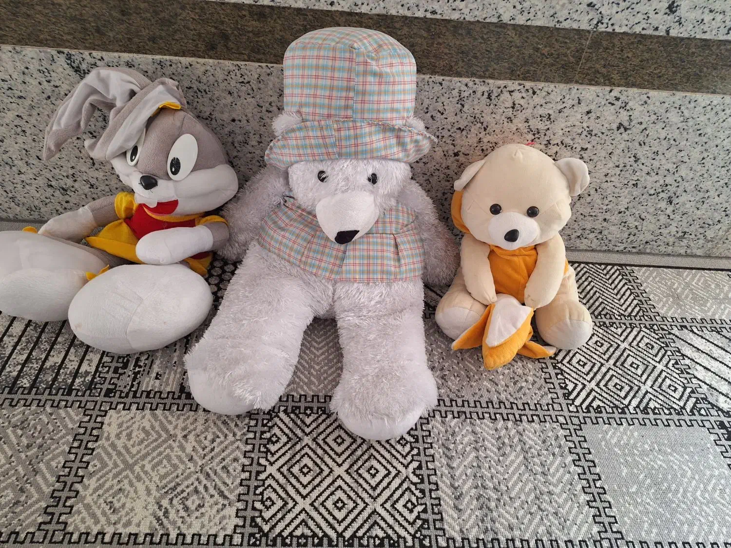 عروسک|اسباب‌‌بازی|قرچک, زیبا شهر|دیوار