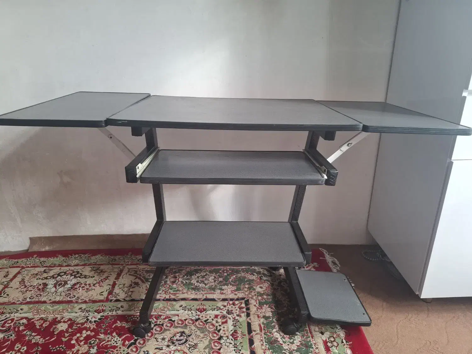 میز مطالعه و آگهی|میز تحریر و کامپیوتر|سلماس, |دیوار