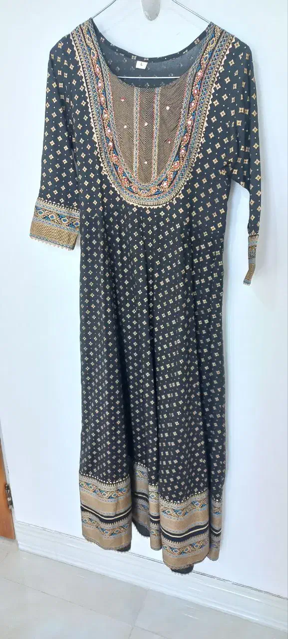 ساحلی زنانه|لباس|تویسرکان, |دیوار