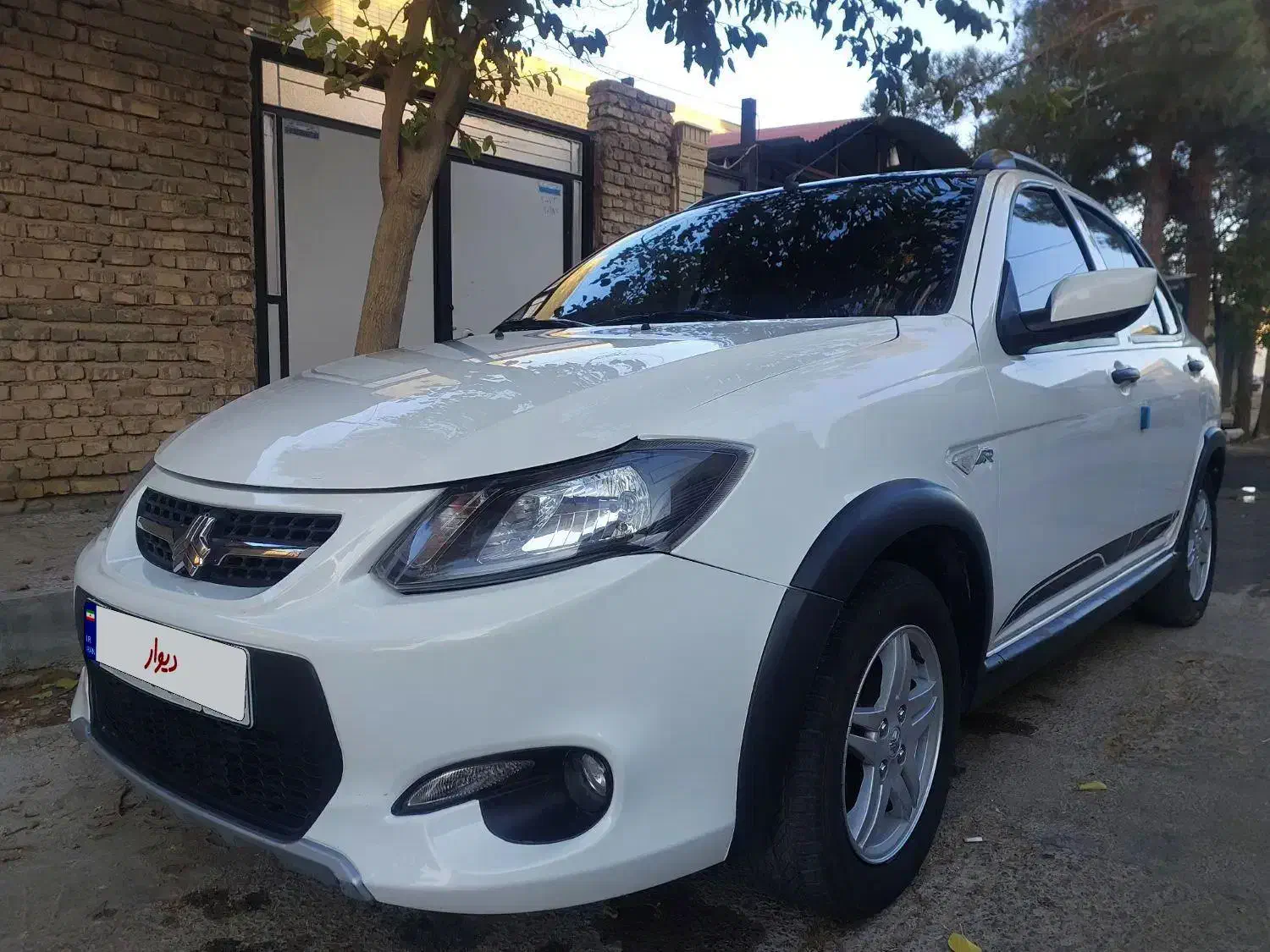 کوییک Rمدل۱۴۰۲ رینگ دار پارس خودرو|خودرو سواری و وانت|آباده, |دیوار