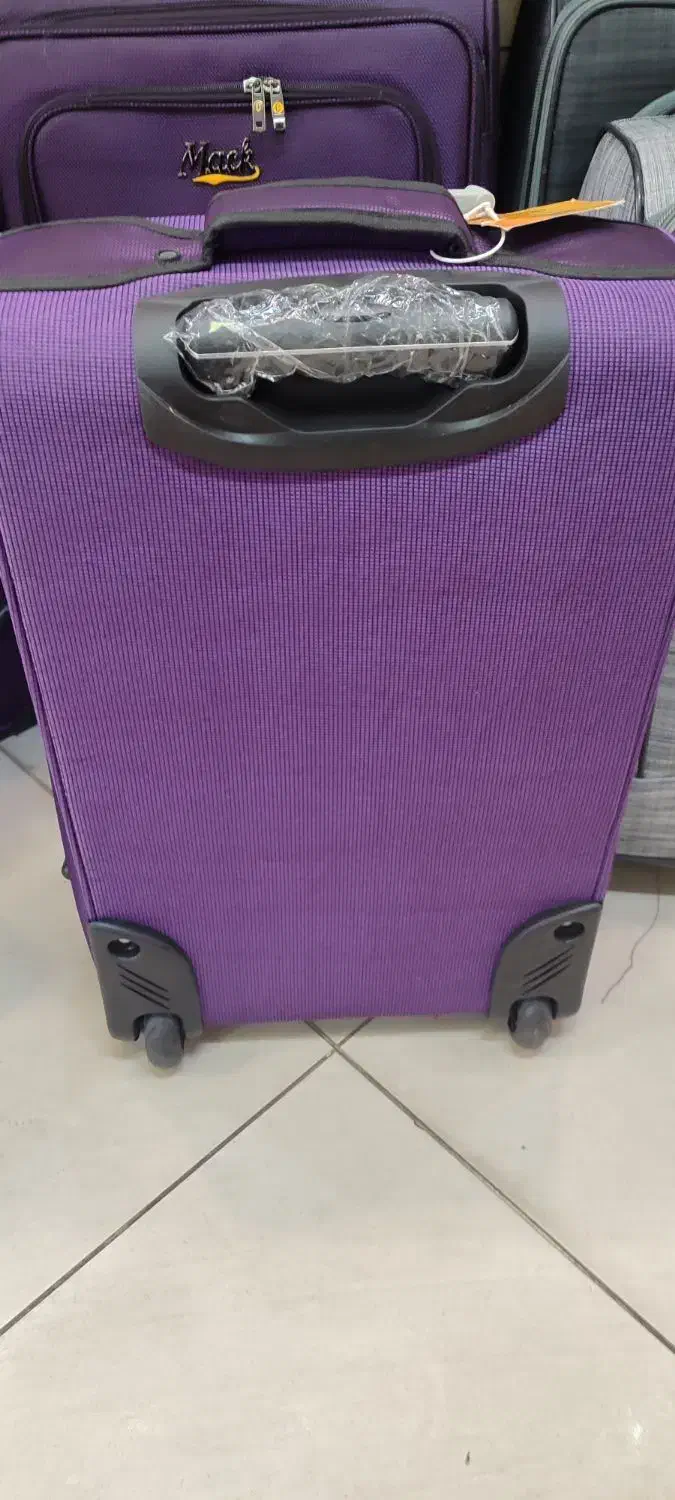 چمدان کت|کیف، کفش، کمربند|همدان, |دیوار