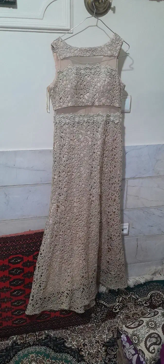 لباس مجلسی در حد نو یک بار استفاده شده|لباس|ورامین, ورامین|دیوار