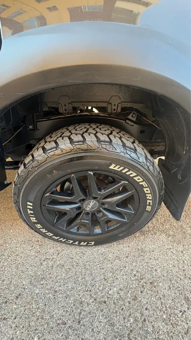 کی ام سی تی ۸|خودرو سواری و وانت|صدرا-فارس, فاز ۱|دیوار