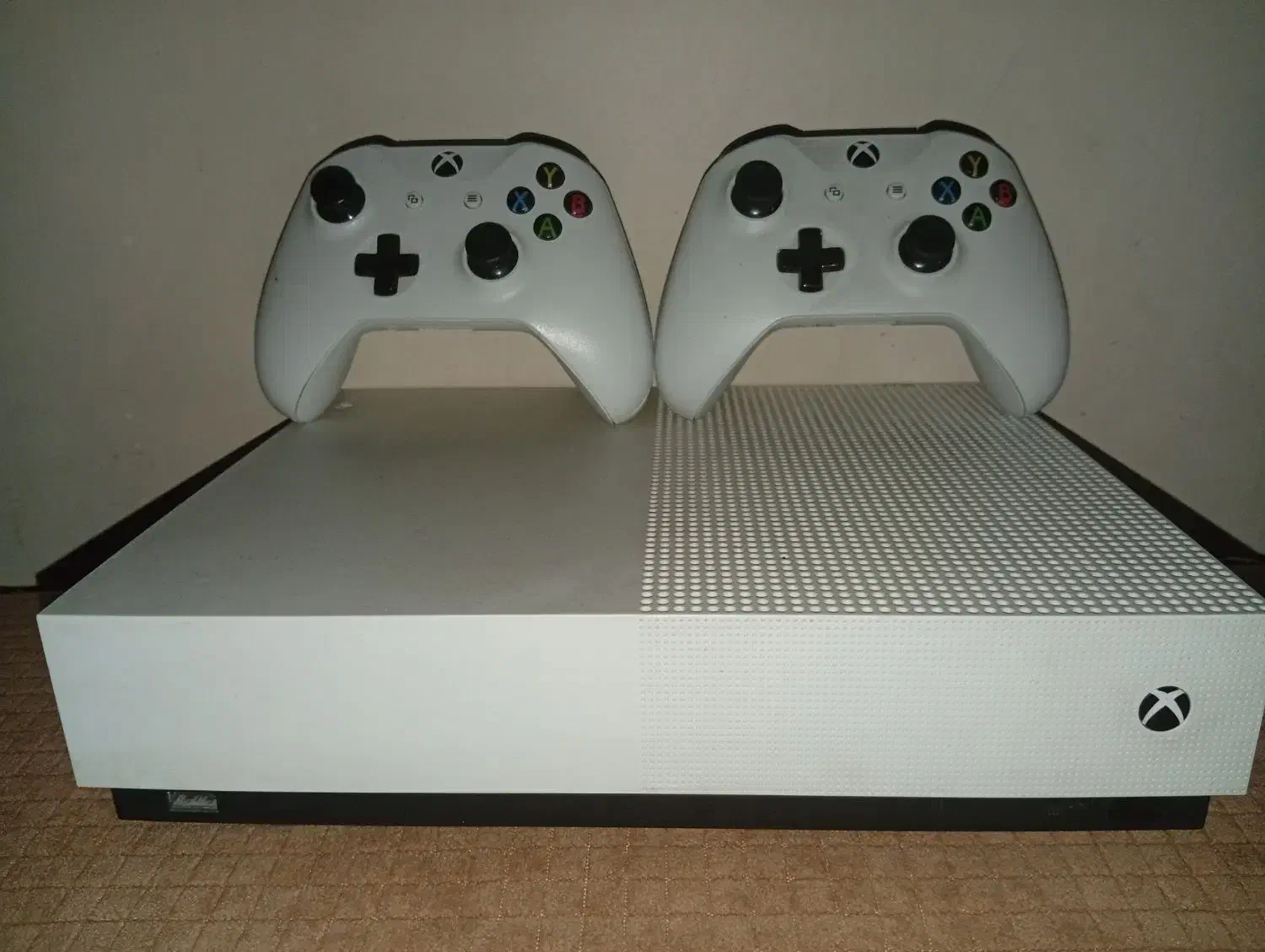 Xbox one s|کنسول، بازی ویدئویی و آنلاین|قم, خداکرم|دیوار