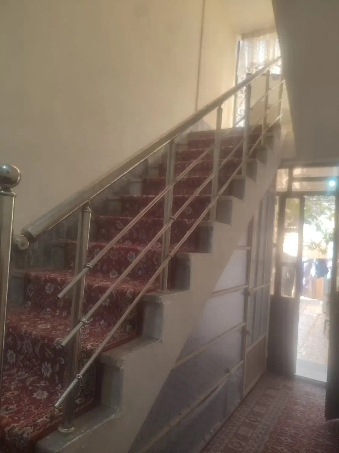 خوابگاه دخترانه خواهران حضرت مریم|اجارهٔ آپارتمان|خرم‌آباد, |دیوار