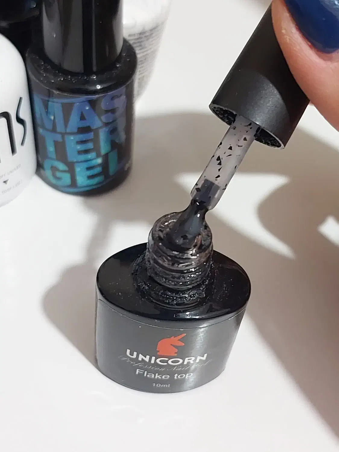 وسایل کاشت ناخن|آرایشگاه و سالن‌های زیبایی|همدان, |دیوار