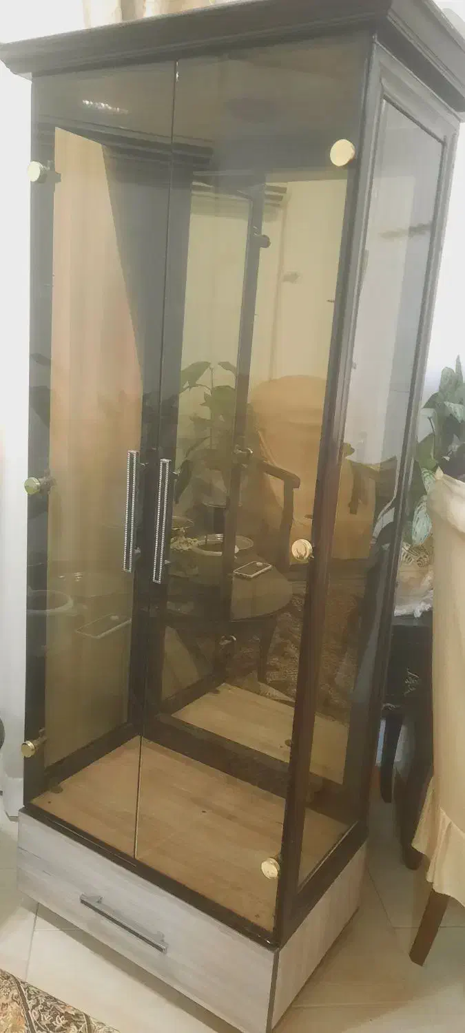 بوفه چهار طبقه|بوفه، ویترین، کنسول|صومعهسرا, |دیوار