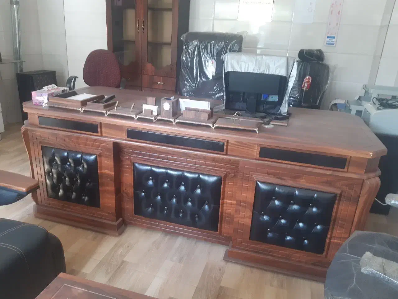 مبلمان اداری در حد نو|دفتر کار|محمدیه-قزوین, |دیوار